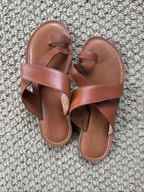 Caslon Cross-Strap Women’s Sandals